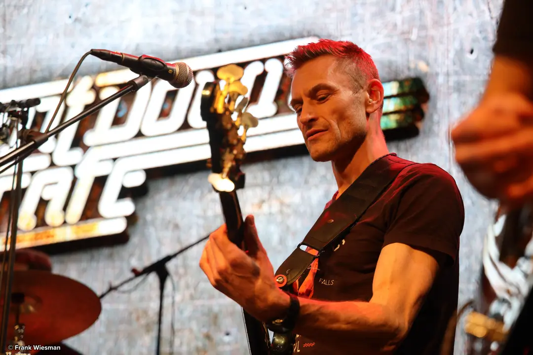 Erwin Willemse - Bass